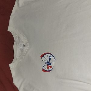 Custom made wutang shirt. Philly 76ers  large